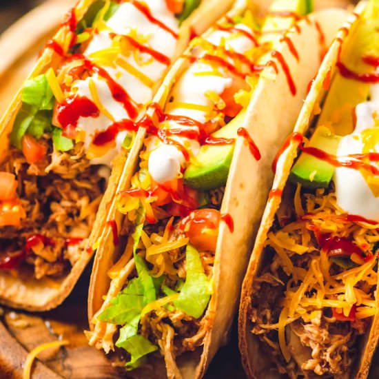 Crockpot Chicken Tacos - Recipe photo by julieseatsandtreats