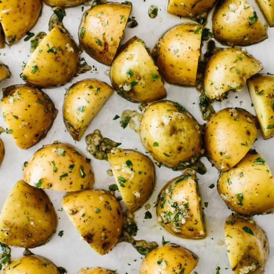 Garlic Herb Roasted Potatoes - Recipe photo by Downshiftology