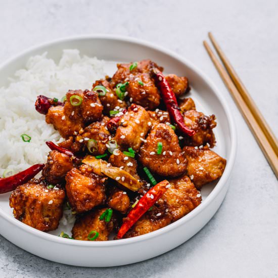 GENERAL TSO’S CHICKEN - Recipe photo by poshjournal