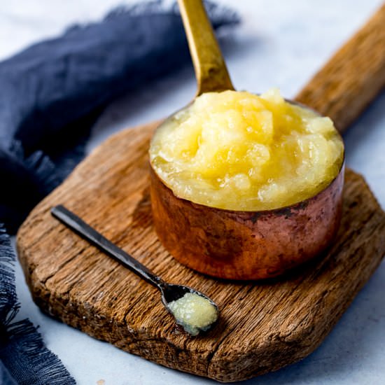 How to Make The Best Apple Sauce - Recipe photo by KitchenSanctuary