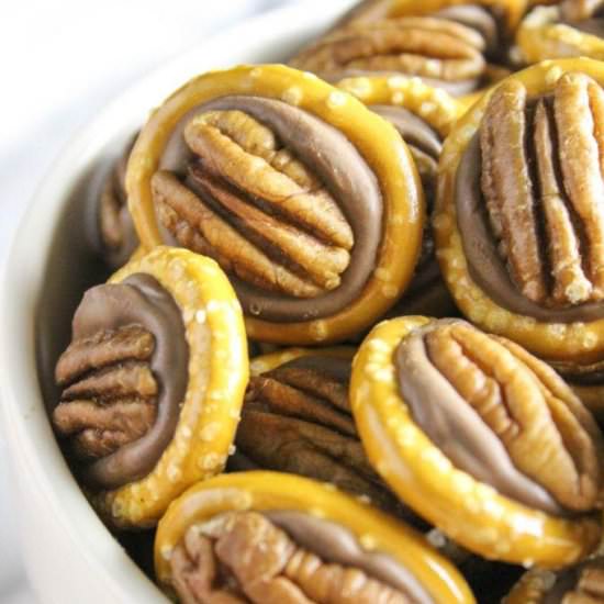 Rolo Pretzel Turtles - Recipe photo by bakingyouhappier