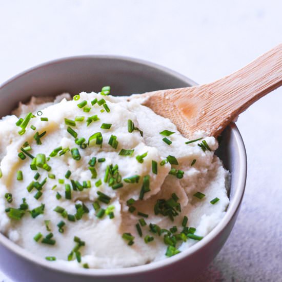 Creamy Cauliflower Mash - Recipe photo by StemandSpoon