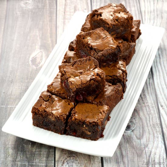 Fudgy Cherry Brownies - Recipe photo by pattysaveurs