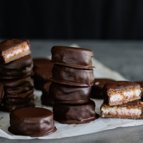 Raw chocolate cookies - Recipe photo by vanillafrost4