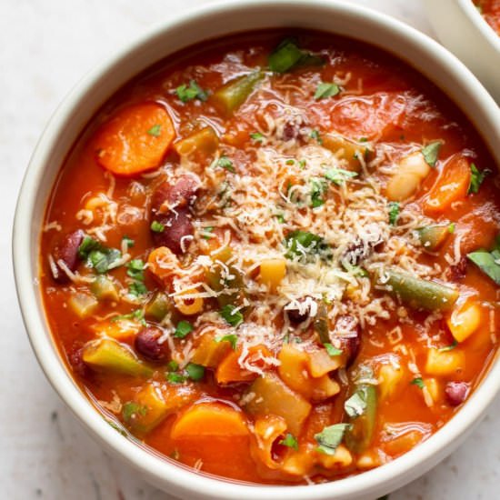 easy minestrone soup - Recipe photo by saltandlavender