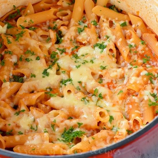 One Pot Chicken Parmesan Pasta - Recipe photo by Savory Bites