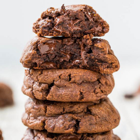 Quadruple Chocolate Pudding Cookies - Recipe photo by Averie