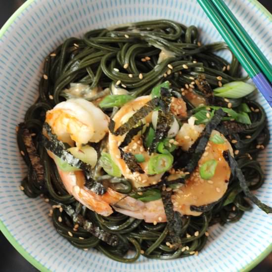 Green udon with grilled shrimp - Recipe photo by Food Gal