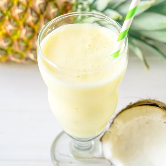 Skinny Pineapple Smoothie - Recipe photo by TheDeliciousSpoon