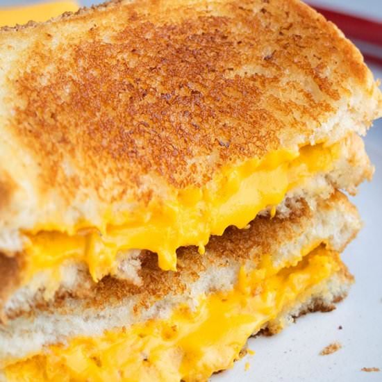Best Grilled Cheese Sandwich - Recipe photo by 1PotRecipes