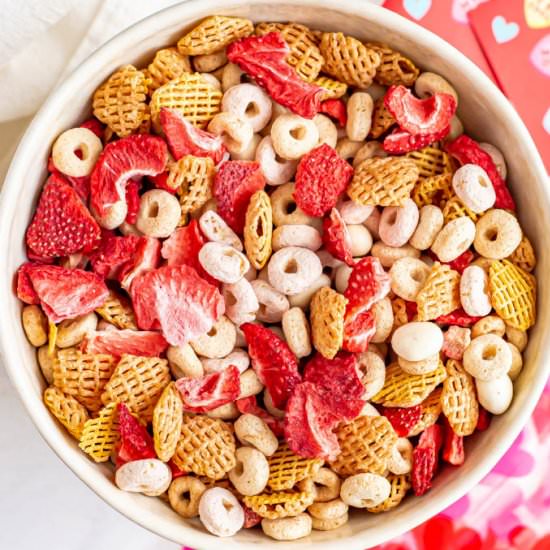 Toddler Valentine’s Day snack mix - Recipe photo by Family Food on the Table