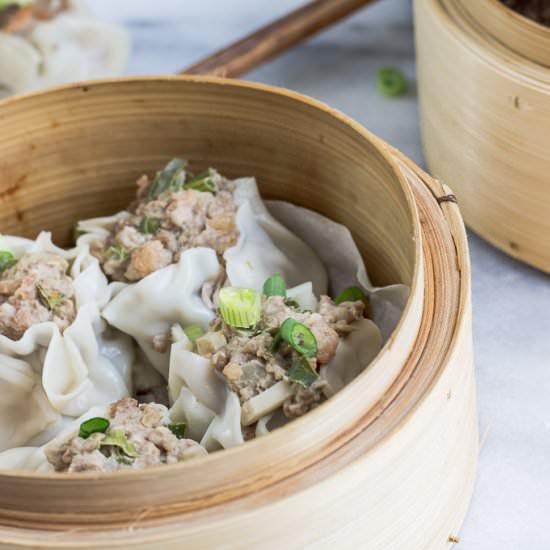 Pork and shrimp shumai dumplings - Recipe photo by The Hungary Buddha