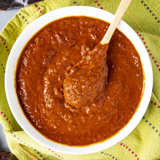 Guajillo Sauce - Recipe photo by ChiliPepperMadness