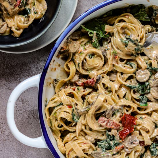 One Pot Tuscan Pasta - Recipe photo by olivesintheoven