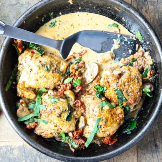 Marry Me Chicken - Recipe photo by the food blog