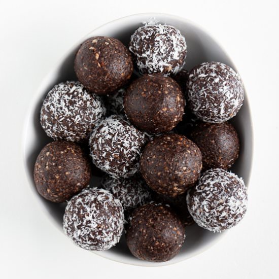 Chocolate Coconut Energy Balls - Recipe photo by purelykaylie