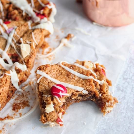 Healthy Collagen Cookie Bars - Recipe photo by laushealthylife
