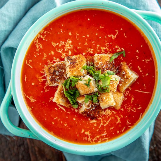 Easy Homemade Tomato Soup - Recipe photo by KyleeCooks