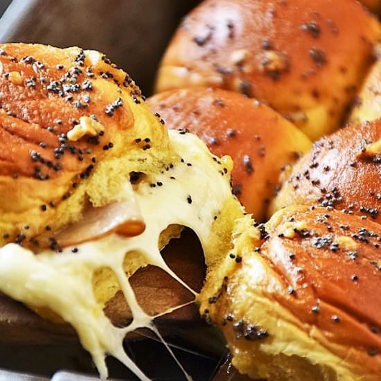 Easy Turkey Sliders - Recipe photo by SundaySupper