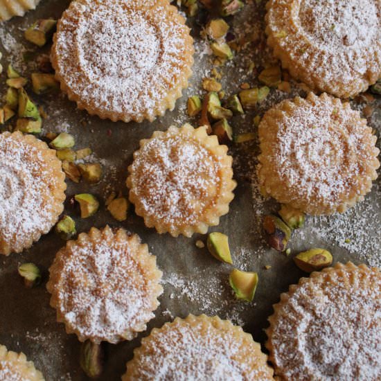 Mamoul – Vegan Pastry - Recipe photo by evergreenstories