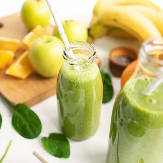 Glorious Green Smoothie - Recipe photo by saragatheringdreams