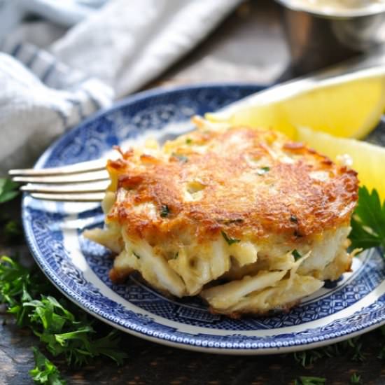 How to make Crab Cakes - Recipe photo by The Seasoned Mom