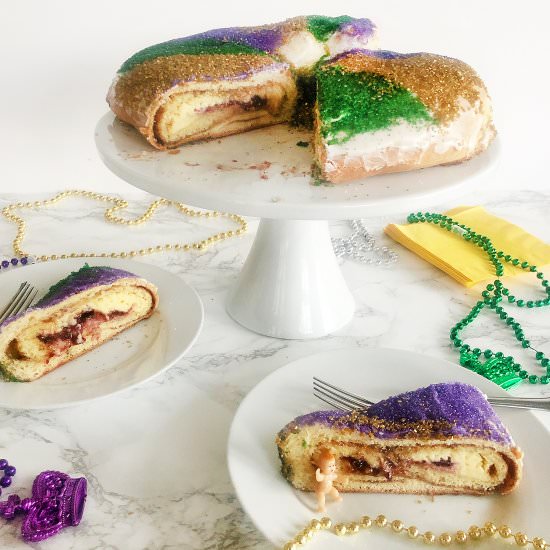 Blackberry Cheese-Filled King Cake - Recipe photo by SouthernMomLoves