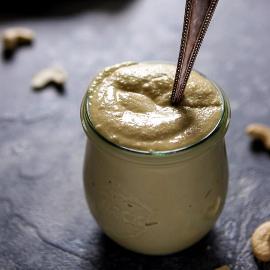 Easy Oil-Free Vegan Cashew Mayo - Recipe photo by HappyKitchen.Rocks