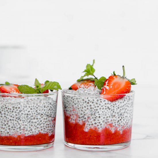 Strawberry Almond Chia Pudding - Recipe photo by baking-ginger
