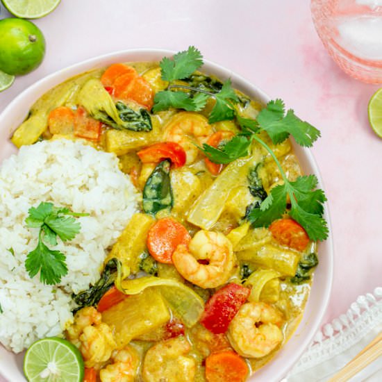 Thai Shrimp Yellow Curry - Recipe photo by SprinklesandSeaSalt