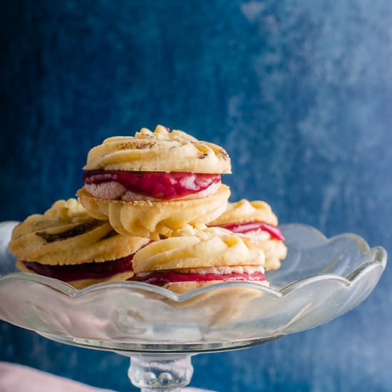Blackberry Melting Moments - Recipe photo by lostinf00d
