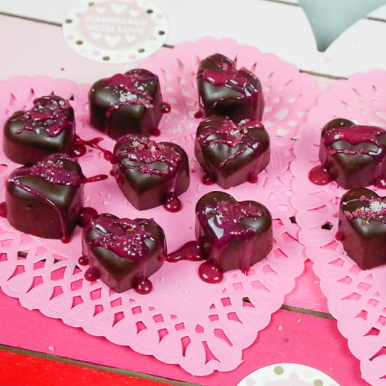 How To Make Homemade Chocolate - Recipe photo by Fitty Foodlicious