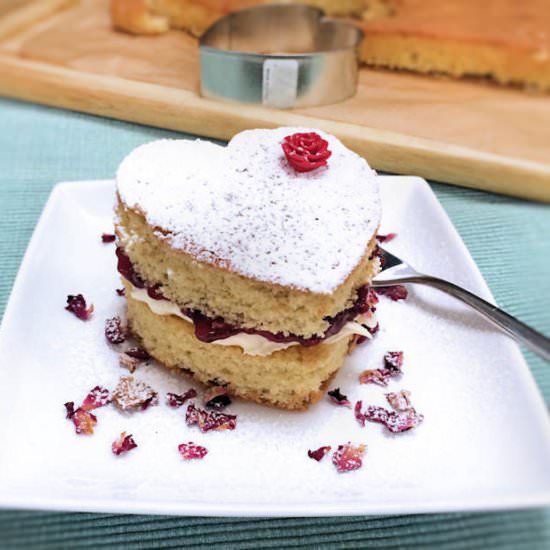 valentine mini heart cake - Recipe photo by Cuisine Fiend