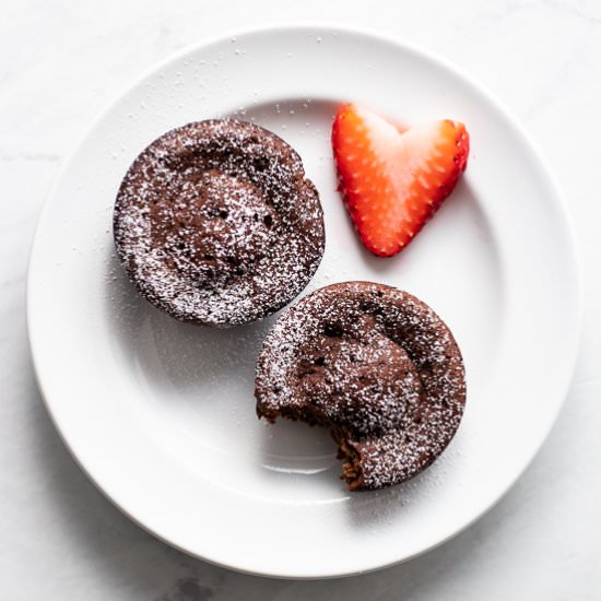 Mini Low FODMAP Chocolate Tortes - Recipe photo by funwithoutfodmaps