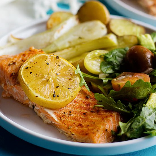 Baked Salmon Fillet with Lemon - Recipe photo by unicorns in the kitchen