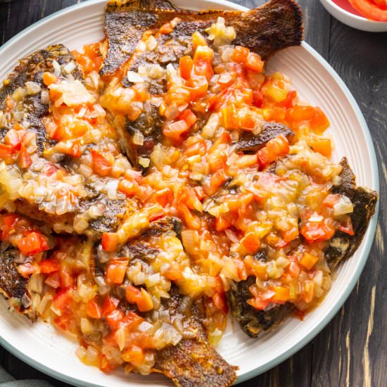 Vietnamese Fried Fish with Tomatoes - Recipe photo by WokandKin