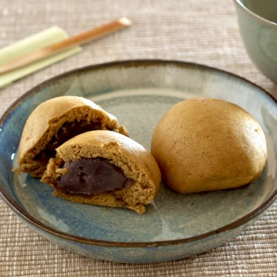 Onsen Manjyu (Steamed Buns) - Recipe photo by ochikeron