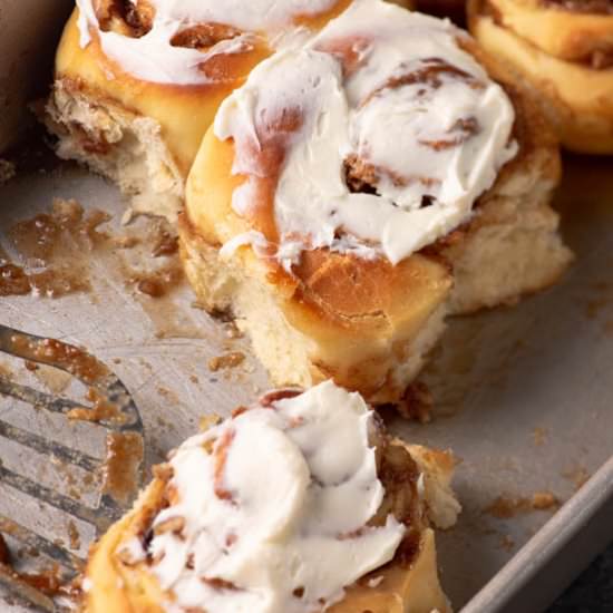 Hawaiian Cinnamon Rolls - Recipe photo by Barbara Curry