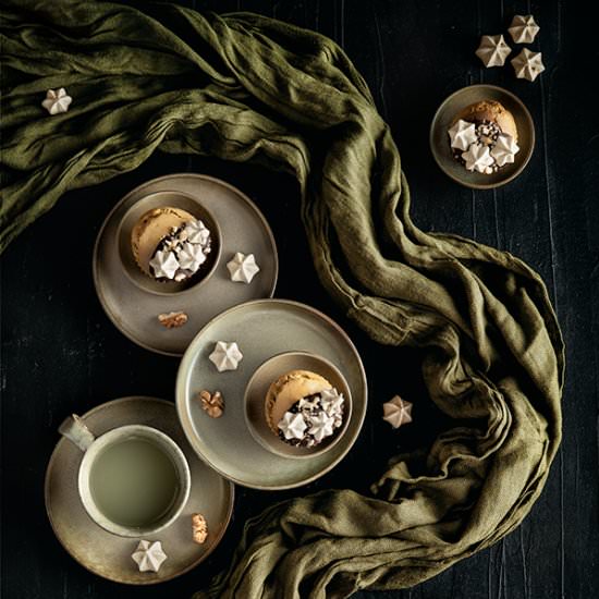 Matcha muffins with meringues - Recipe photo by denisav