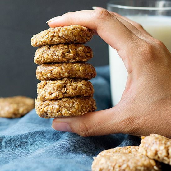 Peanut Butter Oatmeal Cookies - Recipe photo by unicorns in the kitchen