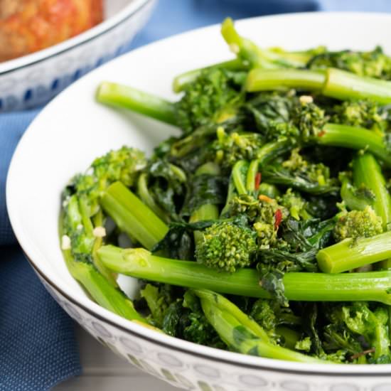 Sauteed Rapini (Broccoli Rabe) - Recipe photo by TheDeliciousSpoon