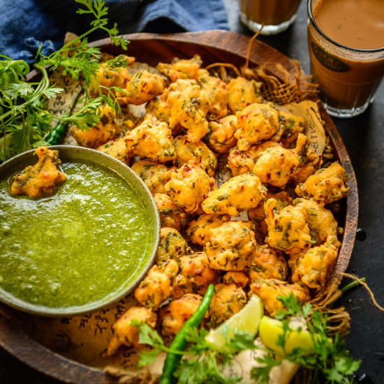 Moong Dal Pakoda - Recipe photo by Whiskaffair