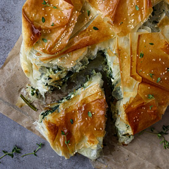 Greek Spinach Pie | Spanakopita - Recipe photo by olivesintheoven