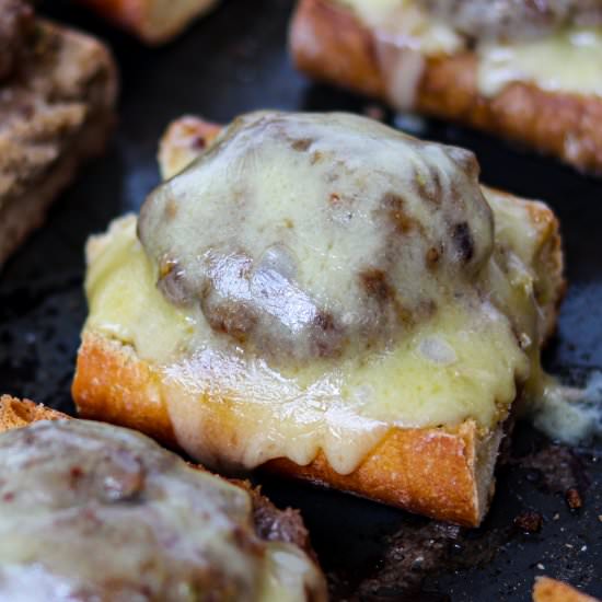 Juicy Oven Burger - Recipe photo by olivesintheoven