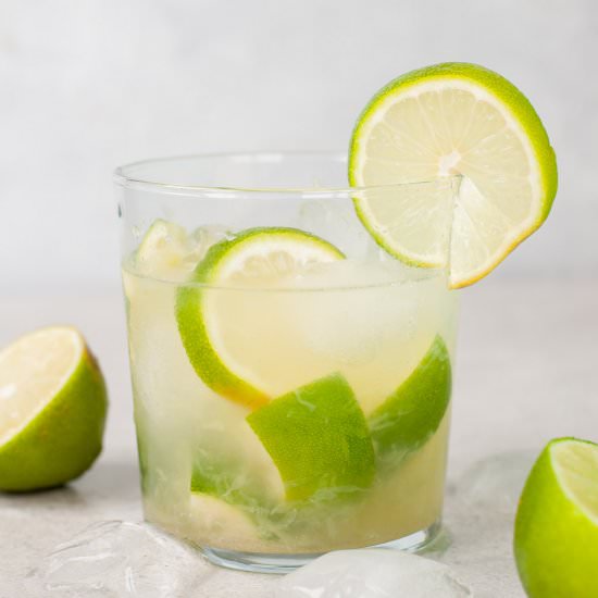 Caipirinha - Recipe photo by everyday-delicious.com