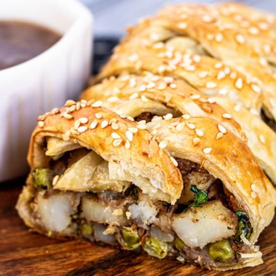 Samosa Puff Pastry Braid - Recipe photo by pipercooks