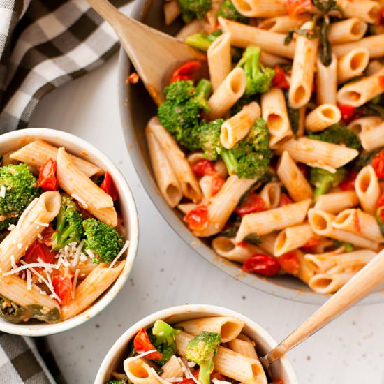 Veggie Loaded Garlic Pasta - Recipe photo by katieshealingkitchen