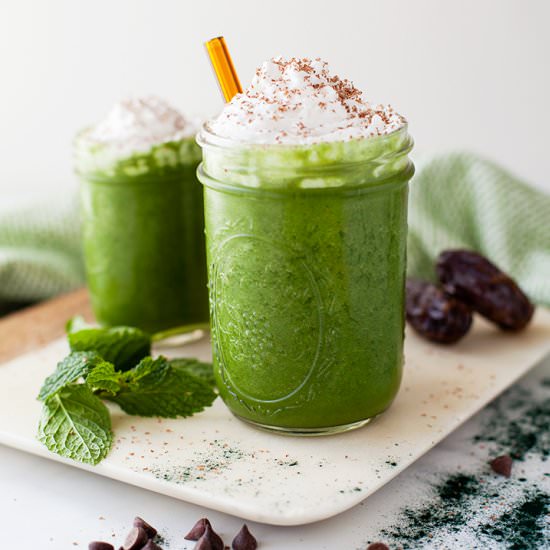 Dreamy Minty Green Smoothie - Recipe photo by katieshealingkitchen