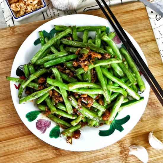 Sauteed green bean with garlic - Recipe photo by Taste of Asian Food