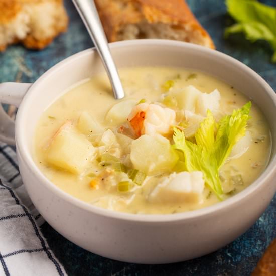 Seafood Chowder - Recipe photo by Lokness
